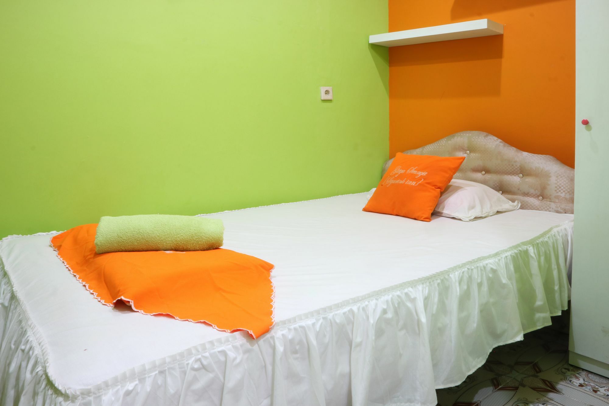 Seungit Syariah Inn Tebet Mitra Reddoorz Jakarta Exterior foto